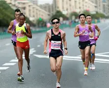 JJB-关于马拉松季后赛掀起高潮，徽州巨龙队翻盘三湘迅豹队，战至最后一刻——宿敌对话再升级的信息