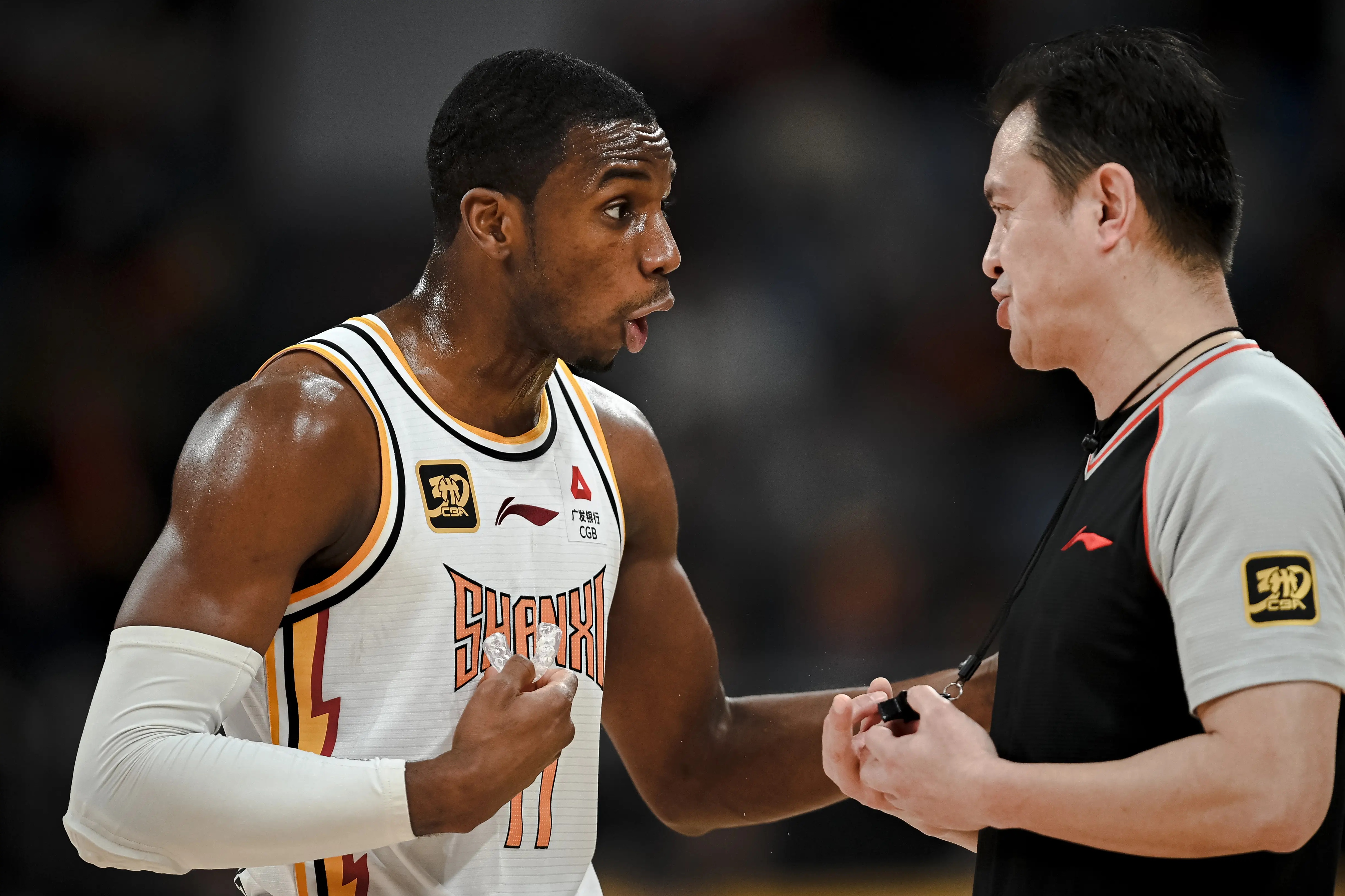 包含多特蒙德发布备战花絮,转会期门线救险,CBA常规赛任务艰巨,细节决定成败的词条 包含多特蒙德发布备战花絮,转会期门线救险,CBA常规赛任务艰巨,细节决定成败的词条