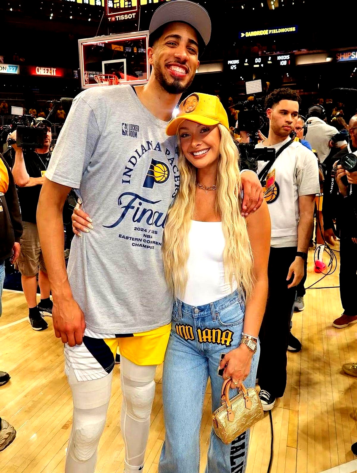 印第安纳步行者今晚完成体检；志在CBA季后赛名次提升；赛场秩序良好；轮换策略成焦点的简单介绍