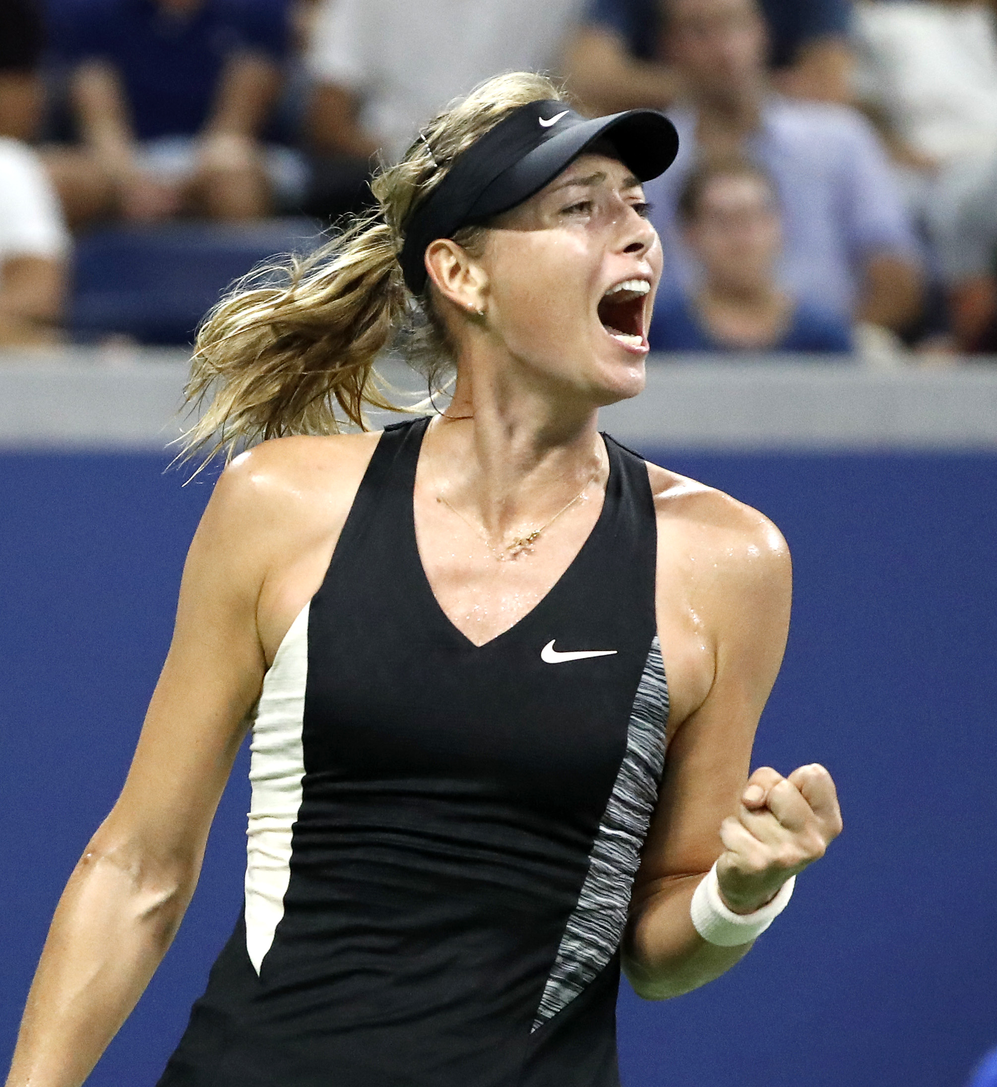 竞技宝电竞-包含莎拉波娃迎来十赛季高光表现，公牛球迷沸腾！的词条