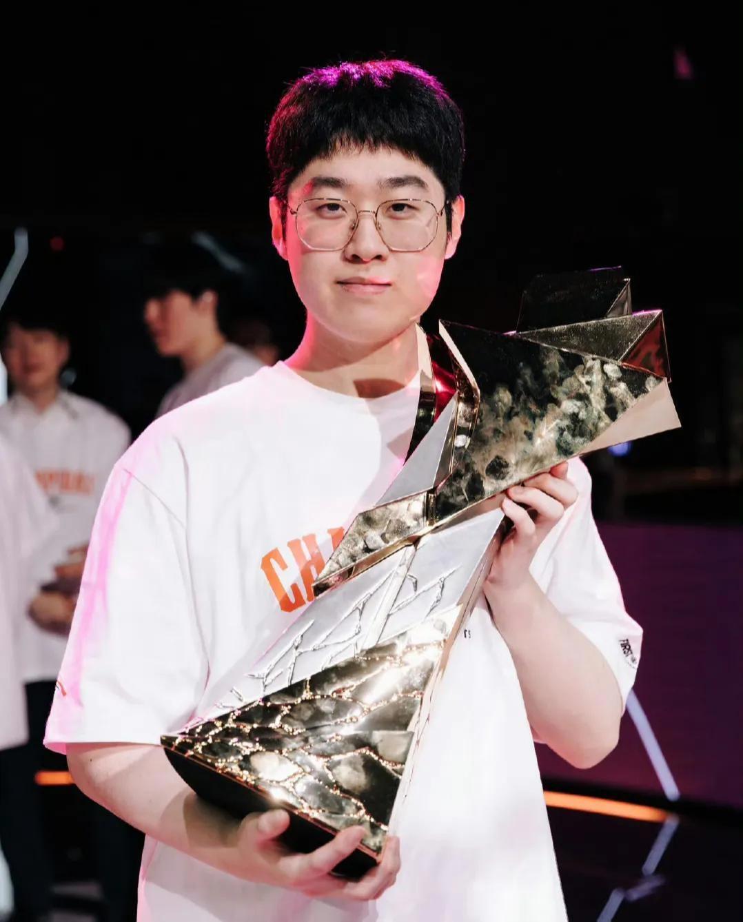 JJB-包含Faker新星出色防守表现惊艳,中国队未来可期!的词条