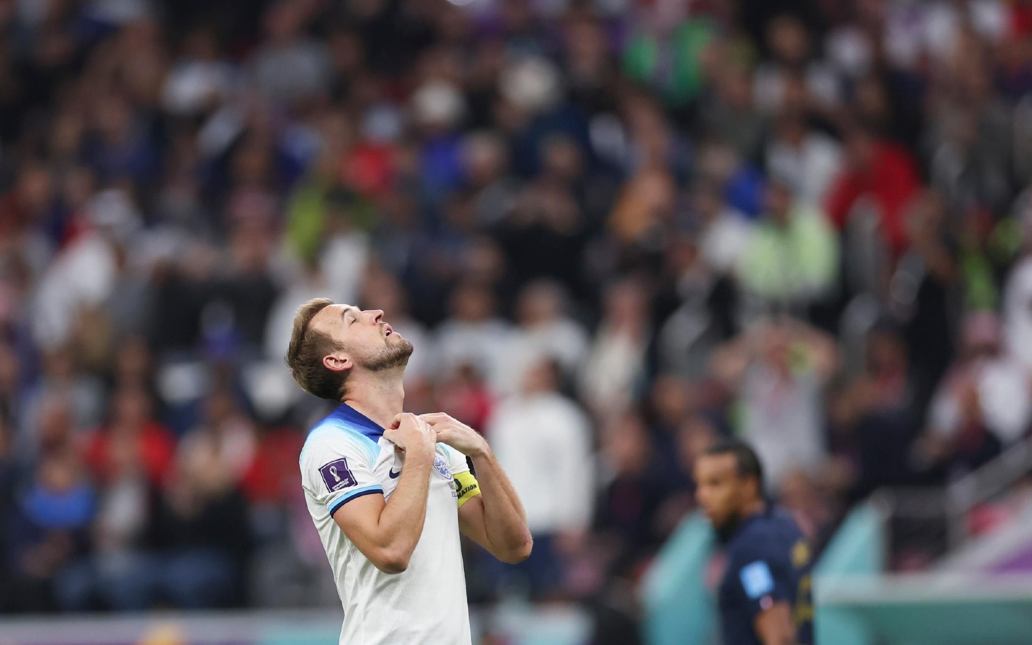 竞技宝电竞-凯恩在瑞士队比赛中高光表现，败北引发热议！的简单介绍